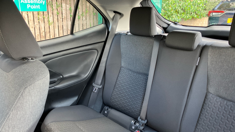 Toyota Yaris Cross 1.5 Hybrid Icon 5dr CVT Hybrid Estate